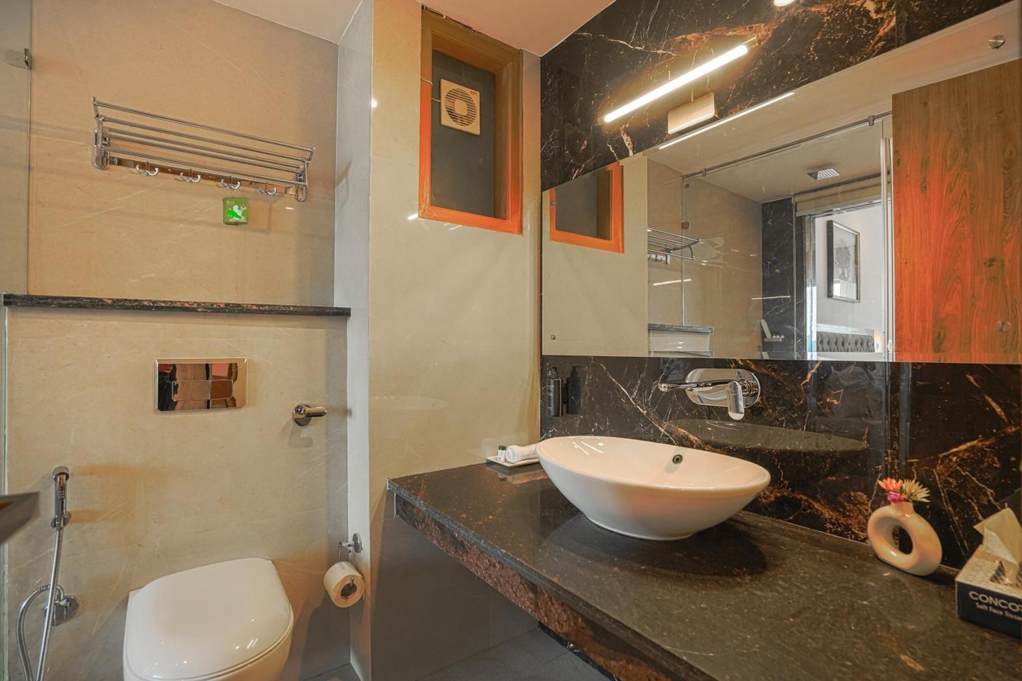 The Sanawar Heights I Kasauli I New Property Екстериор снимка